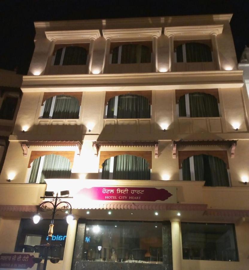 Hotel City Heart Amritsar Exterior foto